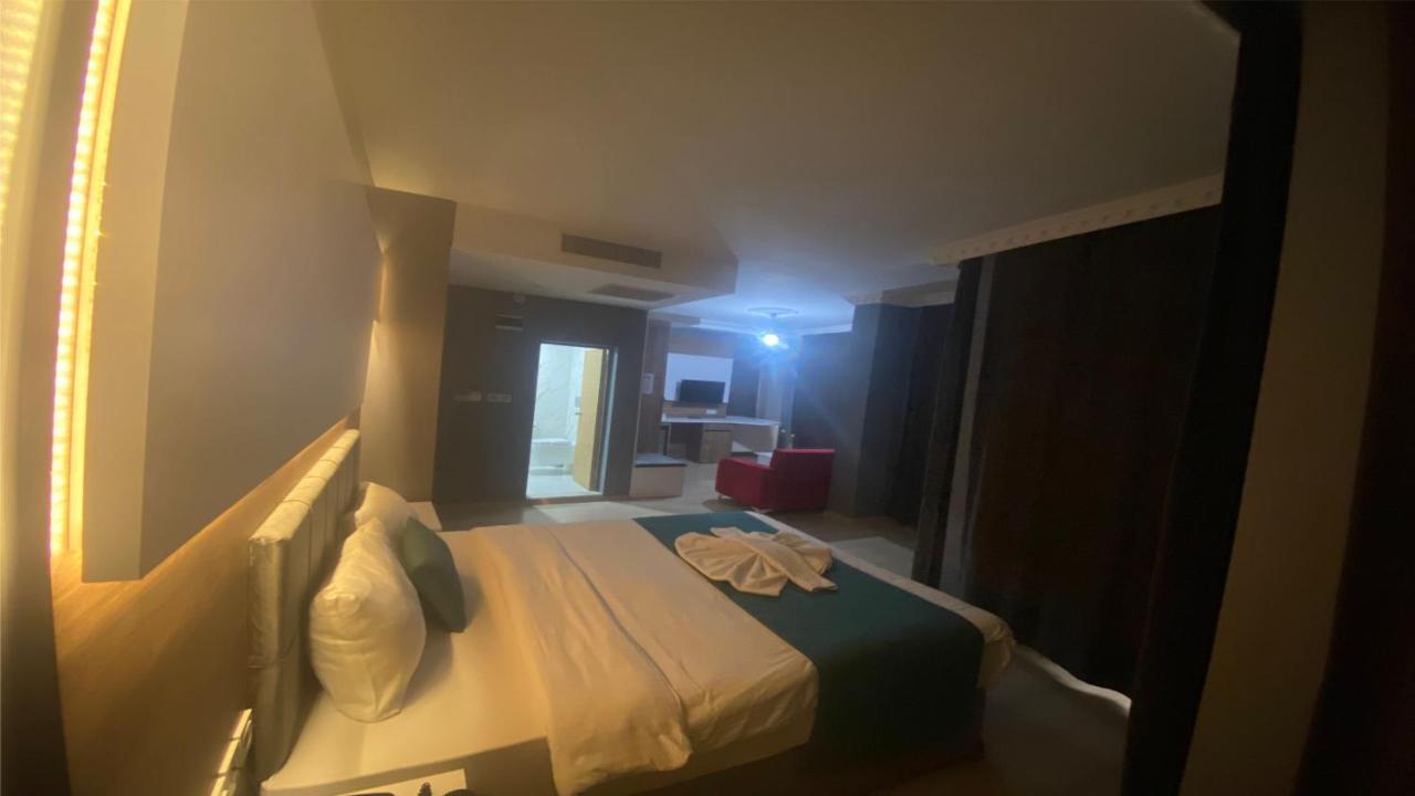 Hotel Bozoogullari Batman Bagian luar foto